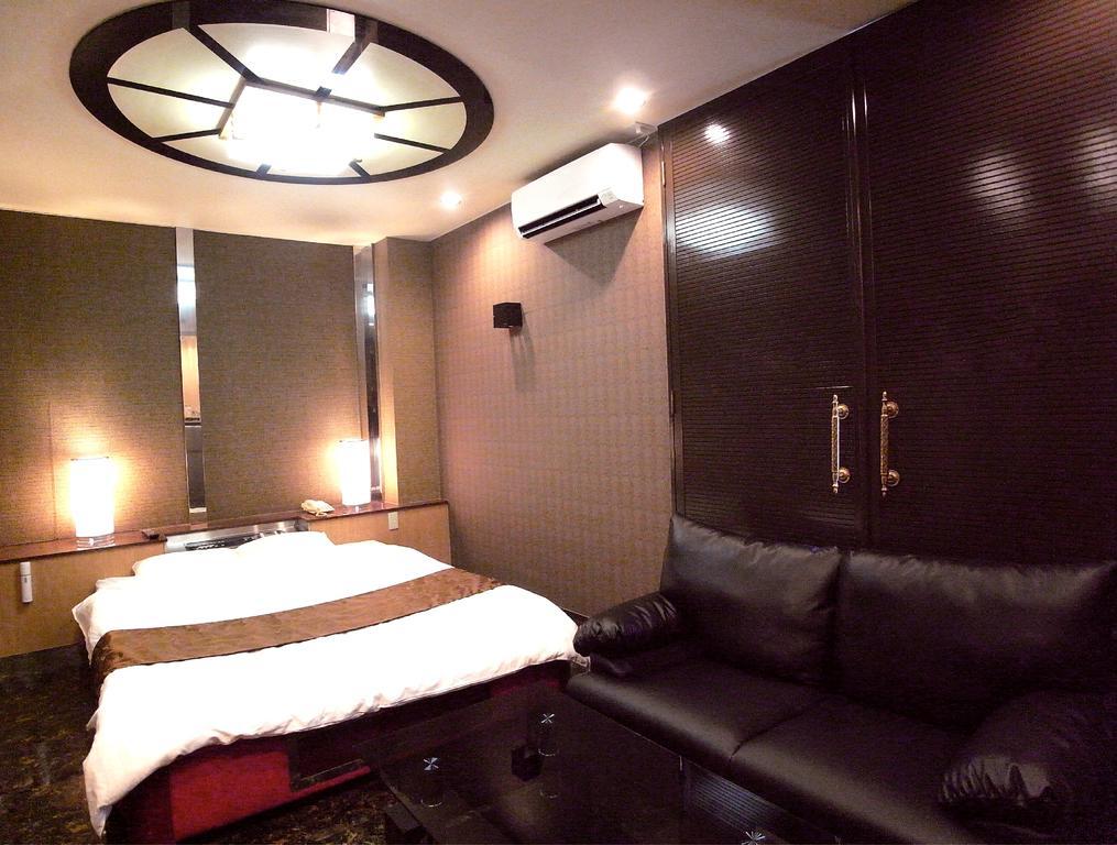 ホテル暴れ狸の鬼袋姫路駅前店 男塾ホテルグループ (Adults Only) Himeji Habitación foto